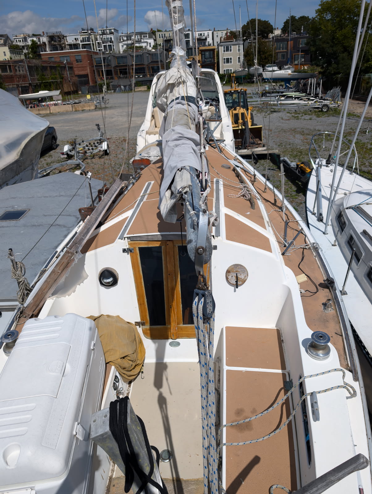 Boston Sailboat Transport & Salvage Services