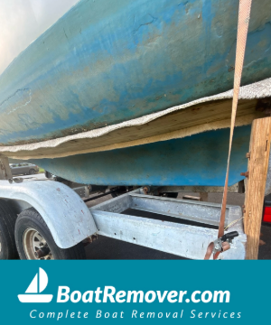 Boat Junkers Medway, Massachusetts